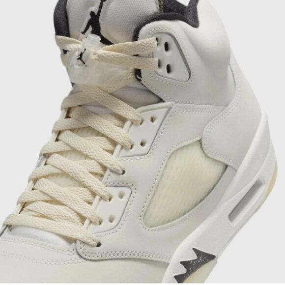 Nike Air Jordan 5 Retro SE GS Sail Coconut Milk Black - Picture 4 of 6